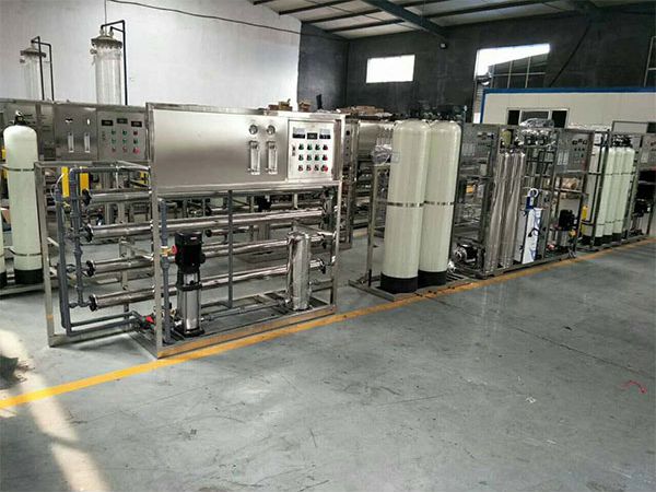 反(fǎn)滲透水處理機組
